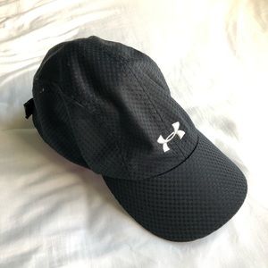 Black UNDER ARMOUR Hat